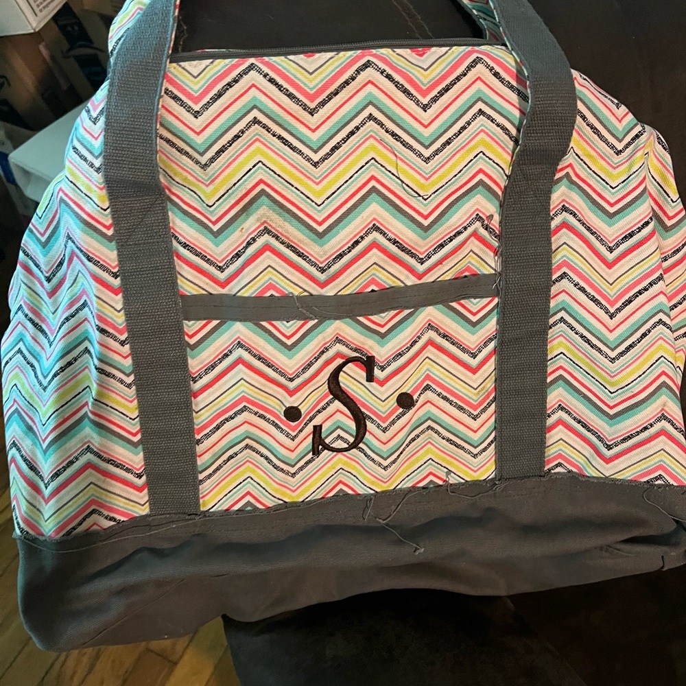 Large weekender tote from thirty one